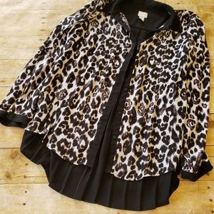 Leopard blouse with pleated back